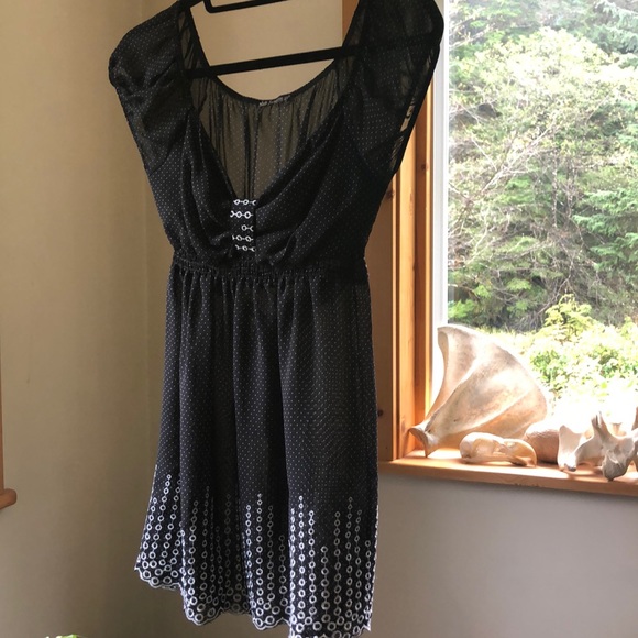 Sheer midnight black embroidered French blouse - Picture 2 of 10